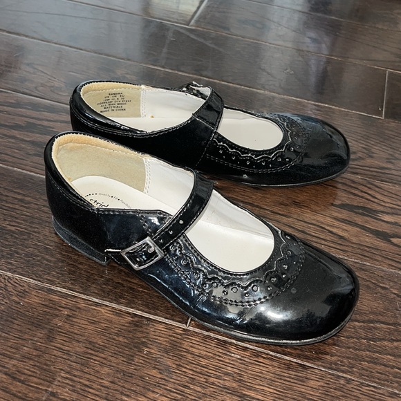 Stride Rite Patent Black Mary Jane’s Size 12 - Picture 2 of 6